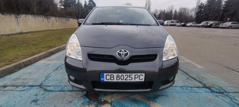 Toyota Corolla verso Luna D-4D , снимка 2 - Автомобили и джипове - 48934714