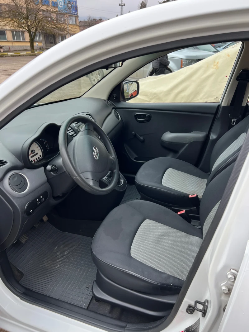 Hyundai I10 1.1i, снимка 9 - Автомобили и джипове - 49325223