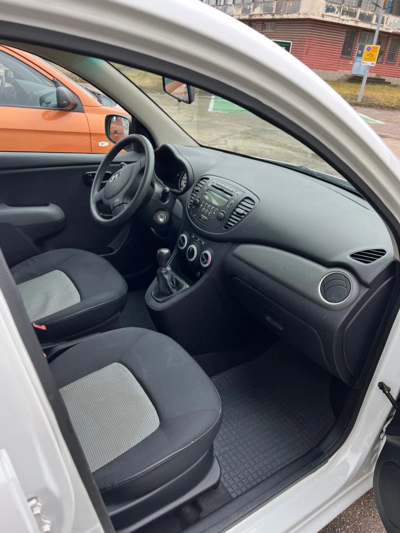 Hyundai I10 1.1i, снимка 8 - Автомобили и джипове - 49325223