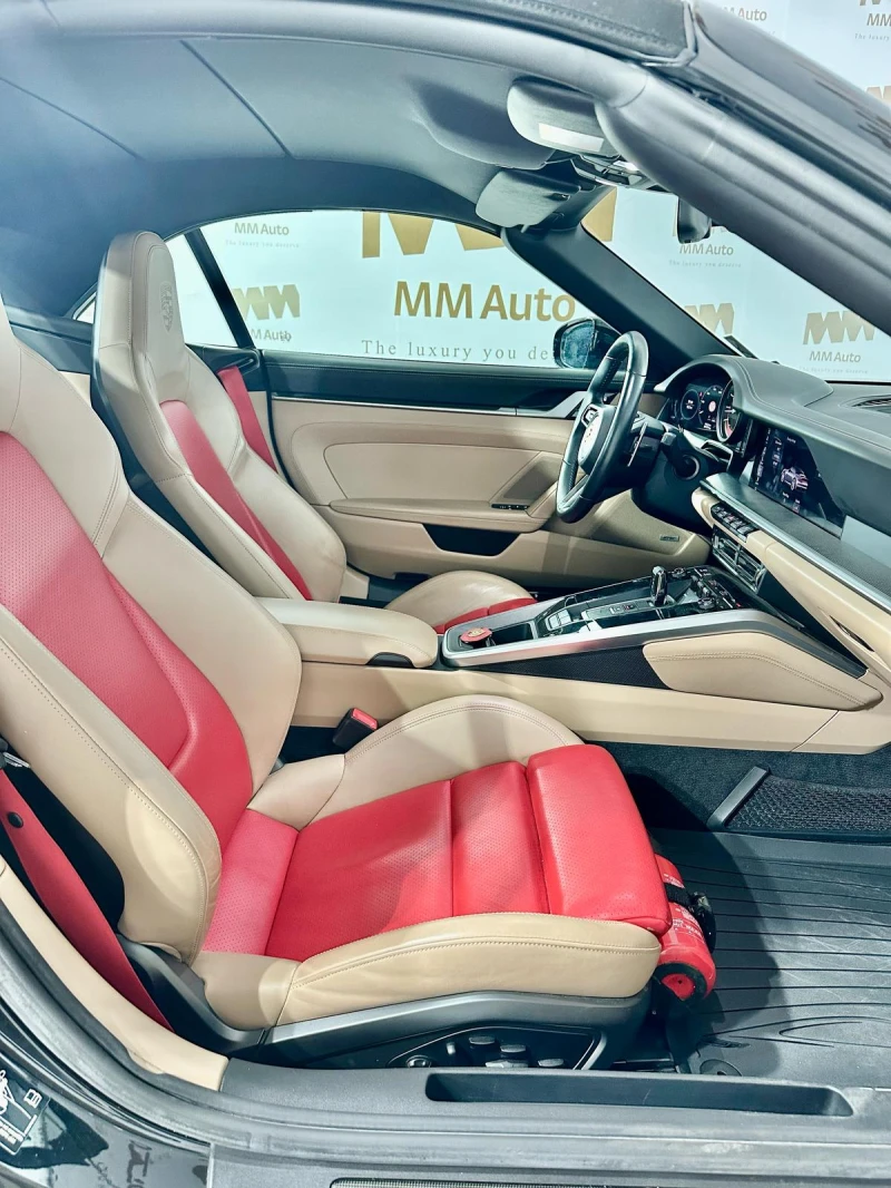 Porsche 911 Carrera 4S* Cabrio* BOSE* Matrix, снимка 8 - Автомобили и джипове - 49931513