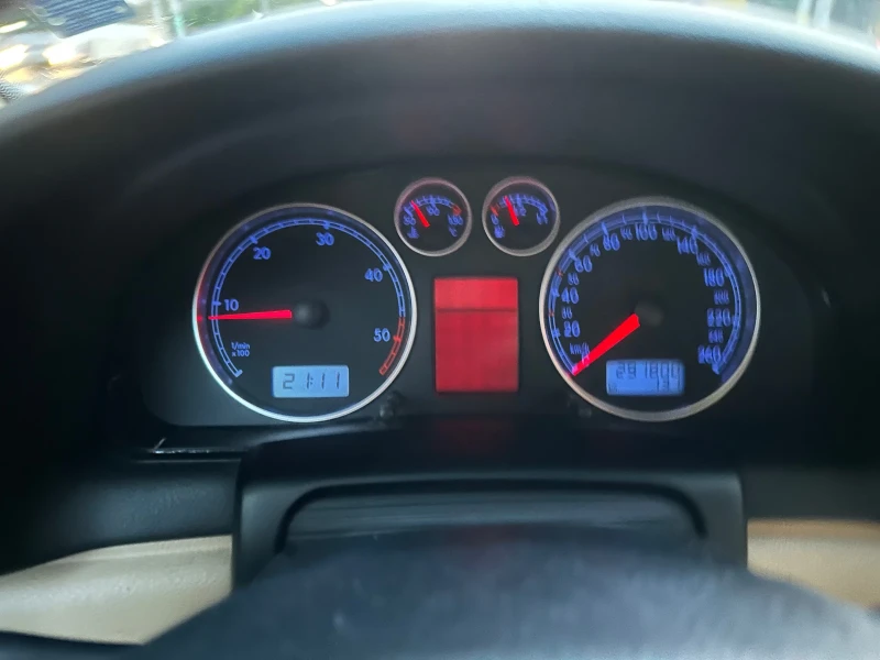 VW Passat, снимка 8 - Автомобили и джипове - 50814403