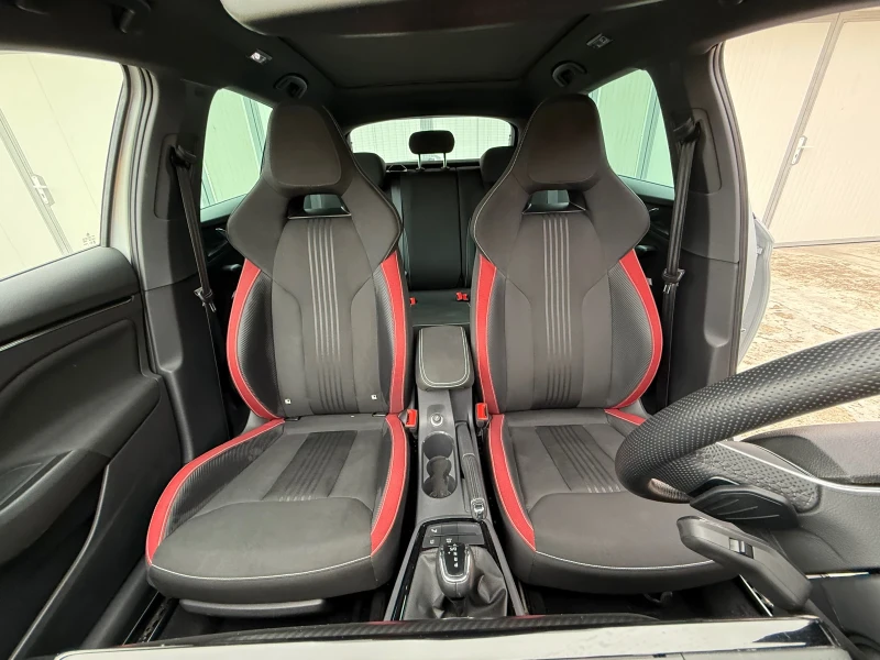 Skoda Scala 1.5 Monte Carlo\DSG\Pano, снимка 10 - Автомобили и джипове - 52087502