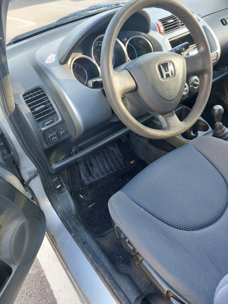 Honda Jazz, снимка 4 - Автомобили и джипове - 52304397