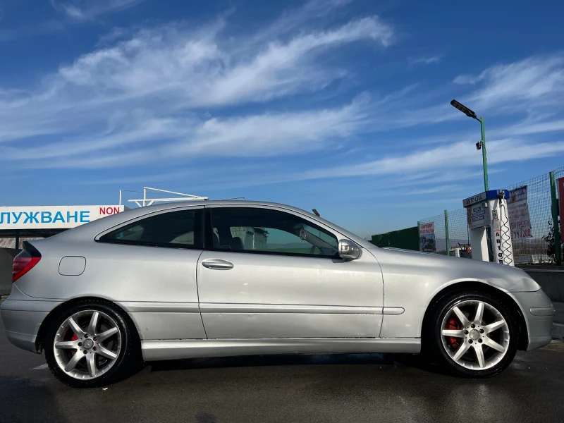 Mercedes-Benz C 200, снимка 3 - Автомобили и джипове - 52850819