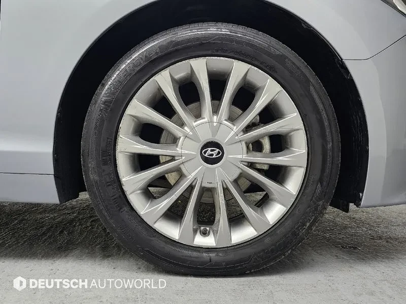 Hyundai Sonata 2.0 Smart, снимка 5 - Автомобили и джипове - 53771248