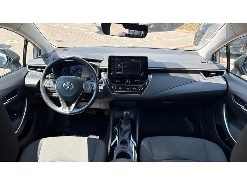 Toyota Corolla SDN 1.8HSD EXECUTIVE PLUS, снимка 8 - Автомобили и джипове - 55938392