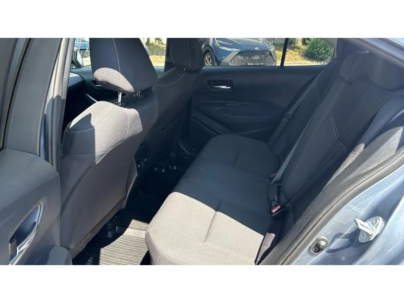 Toyota Corolla SDN 1.8HSD EXECUTIVE PLUS, снимка 11 - Автомобили и джипове - 55938392