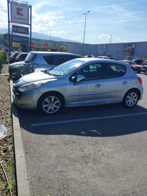 Peugeot 207, снимка 4 - Автомобили и джипове - 56446396