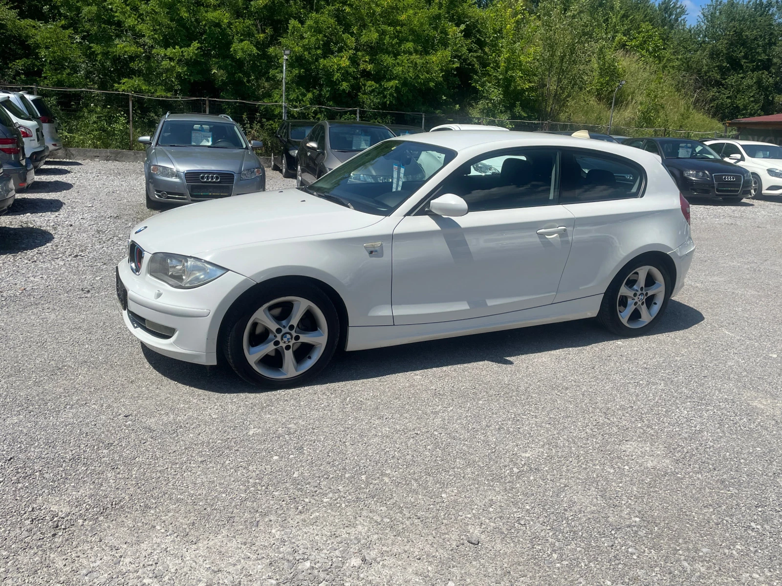 BMW 118 -Dizel, M- Paket, Автомат, Сервизна книжка - изображение 2