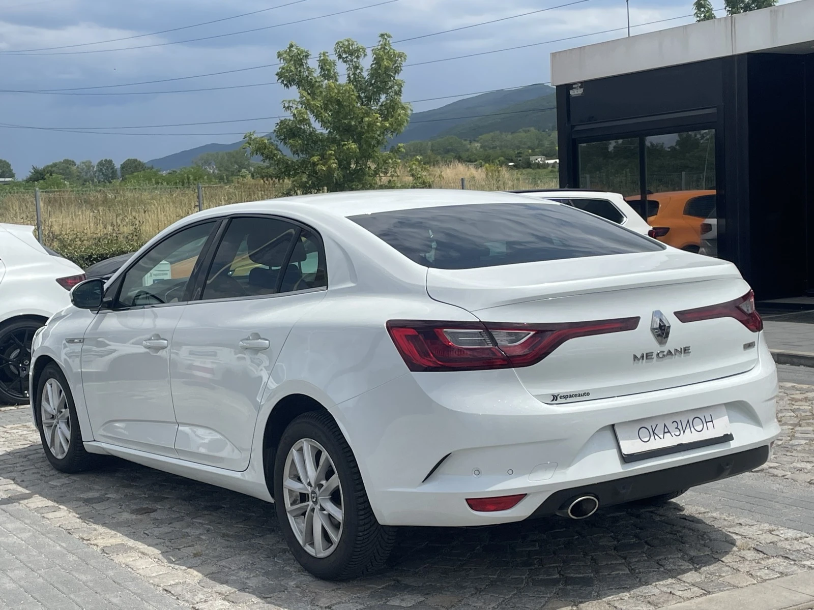 Renault Megane 1.5dCi, 110к.с - изображение 7