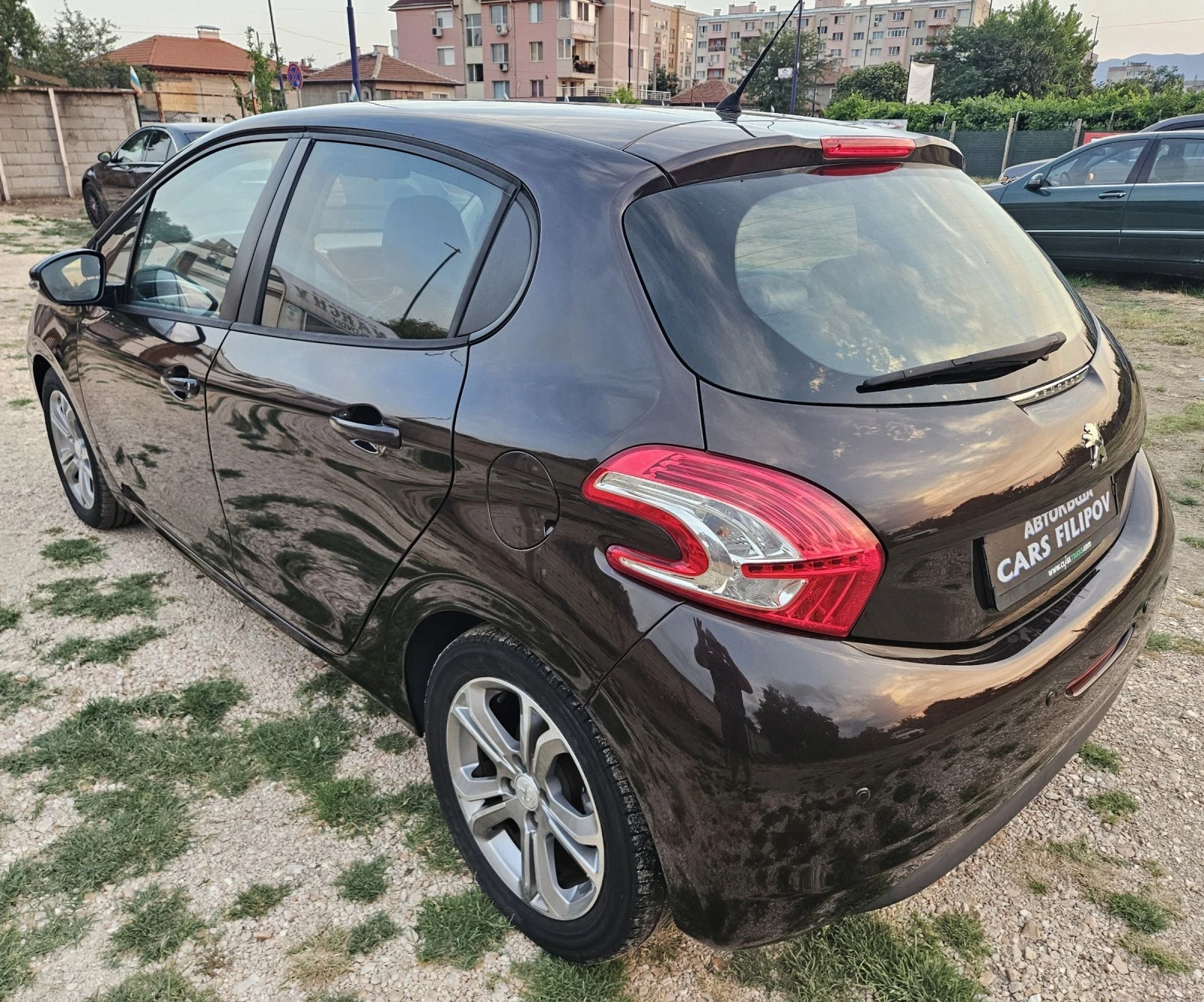 Peugeot 208 1.6 I.. AUTOMATIC  - изображение 5