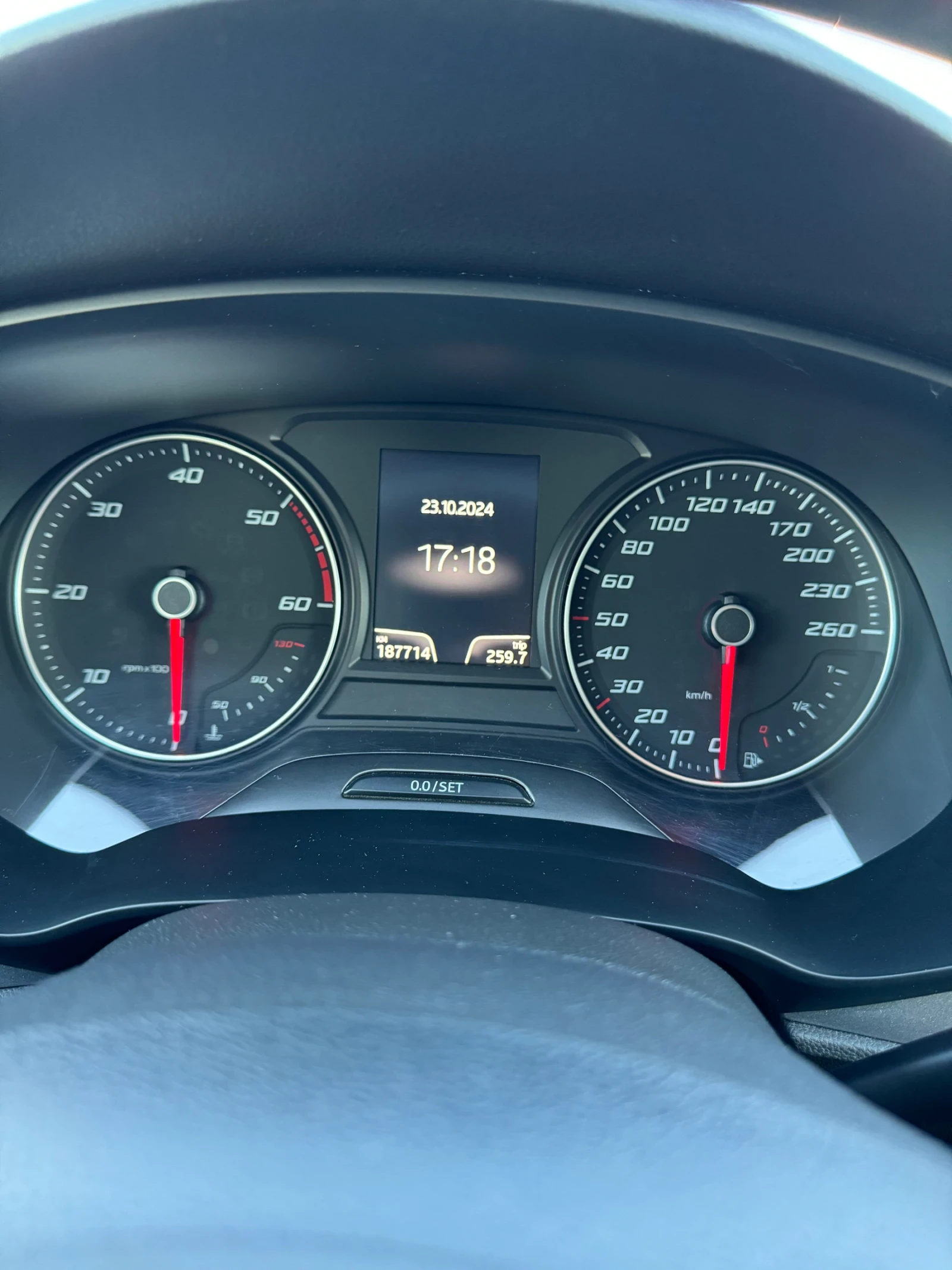 Seat Leon FR 2.0 TDI -150k Дистроник | Mobile.bg — изображение 13