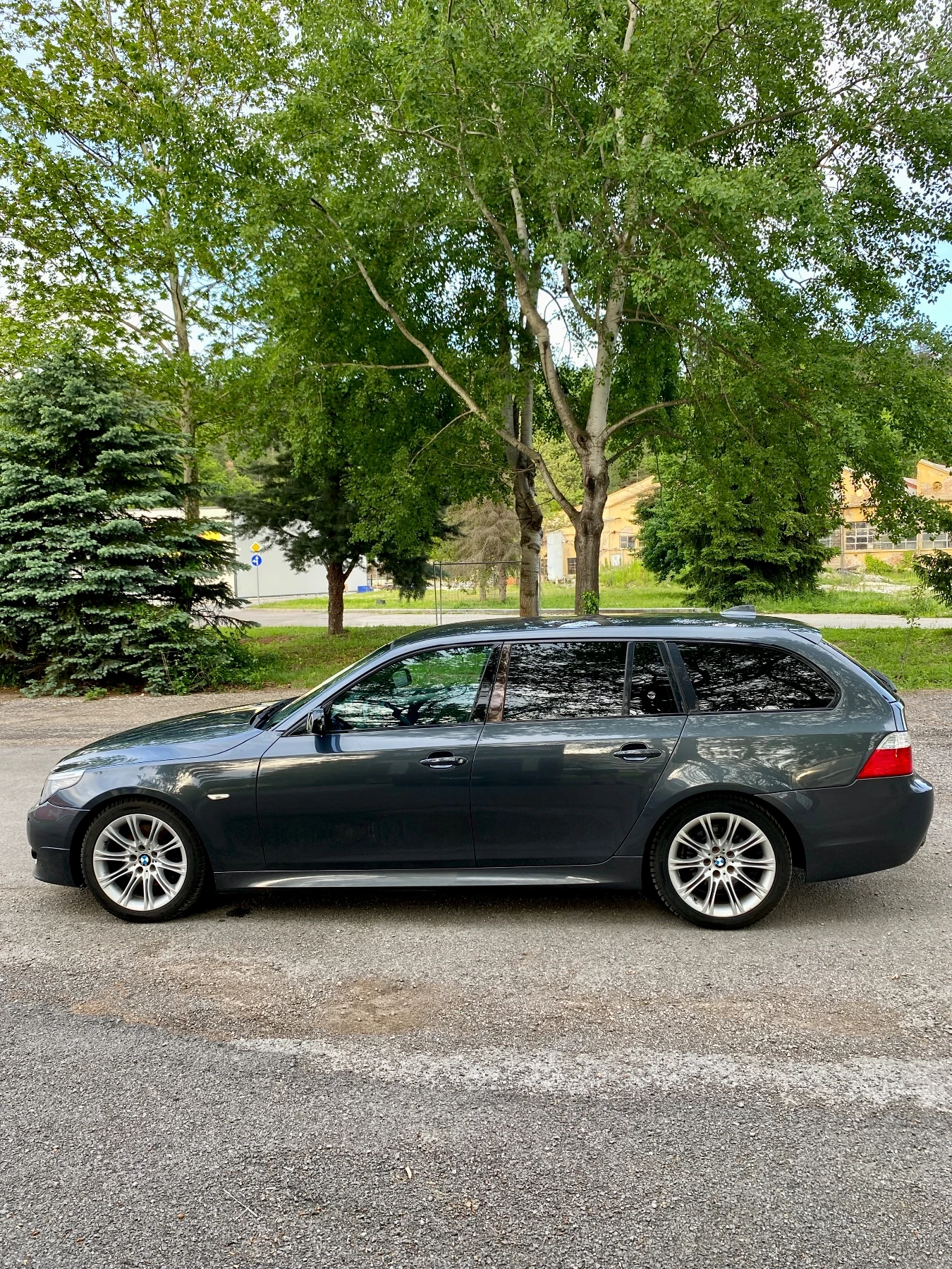 BMW 530 3.0D M-PACKET - изображение 5
