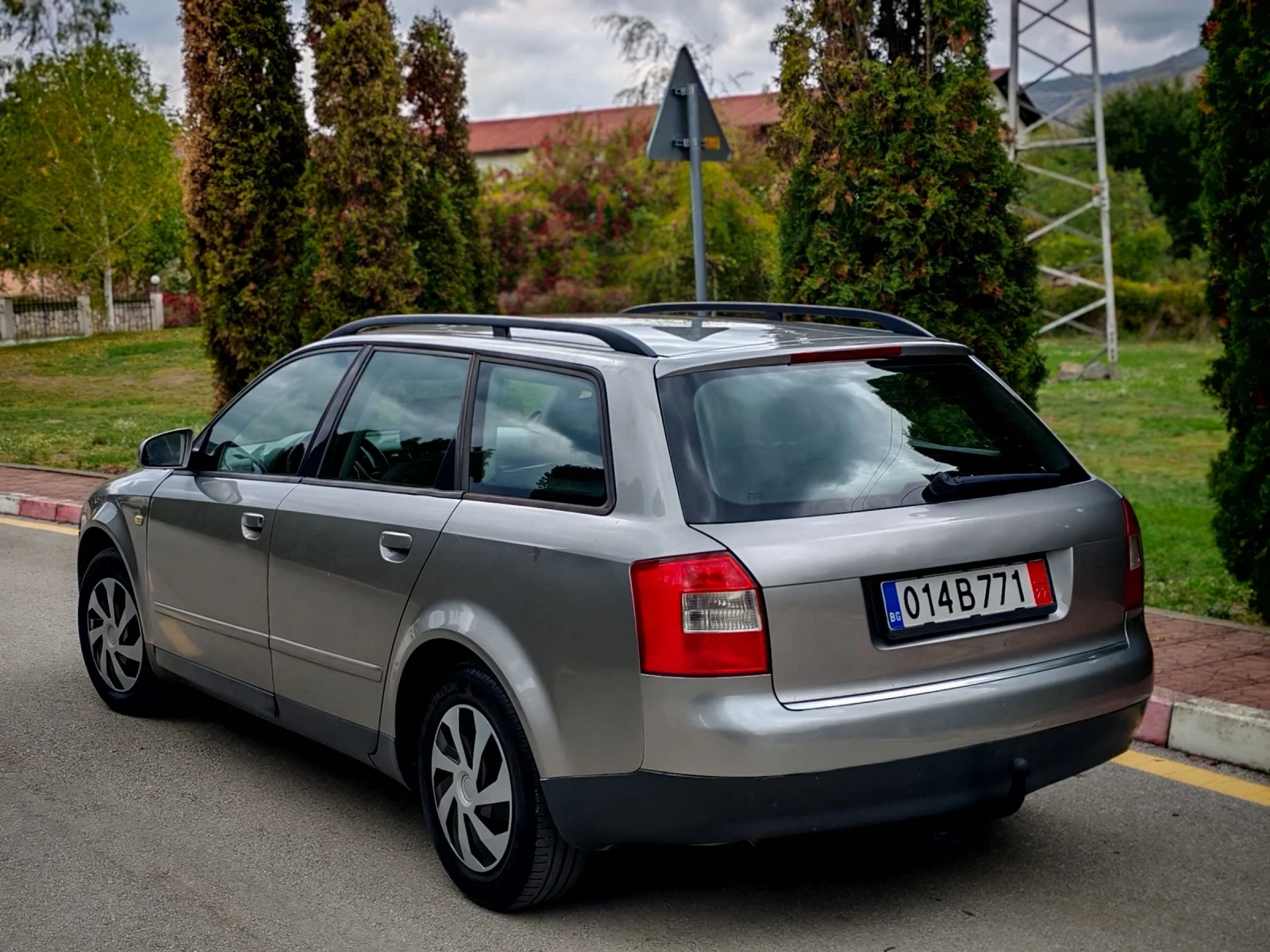 Audi A4 1.9TDI(101)* COMFORT-EDITION* НОВ ВНОС *  - изображение 4
