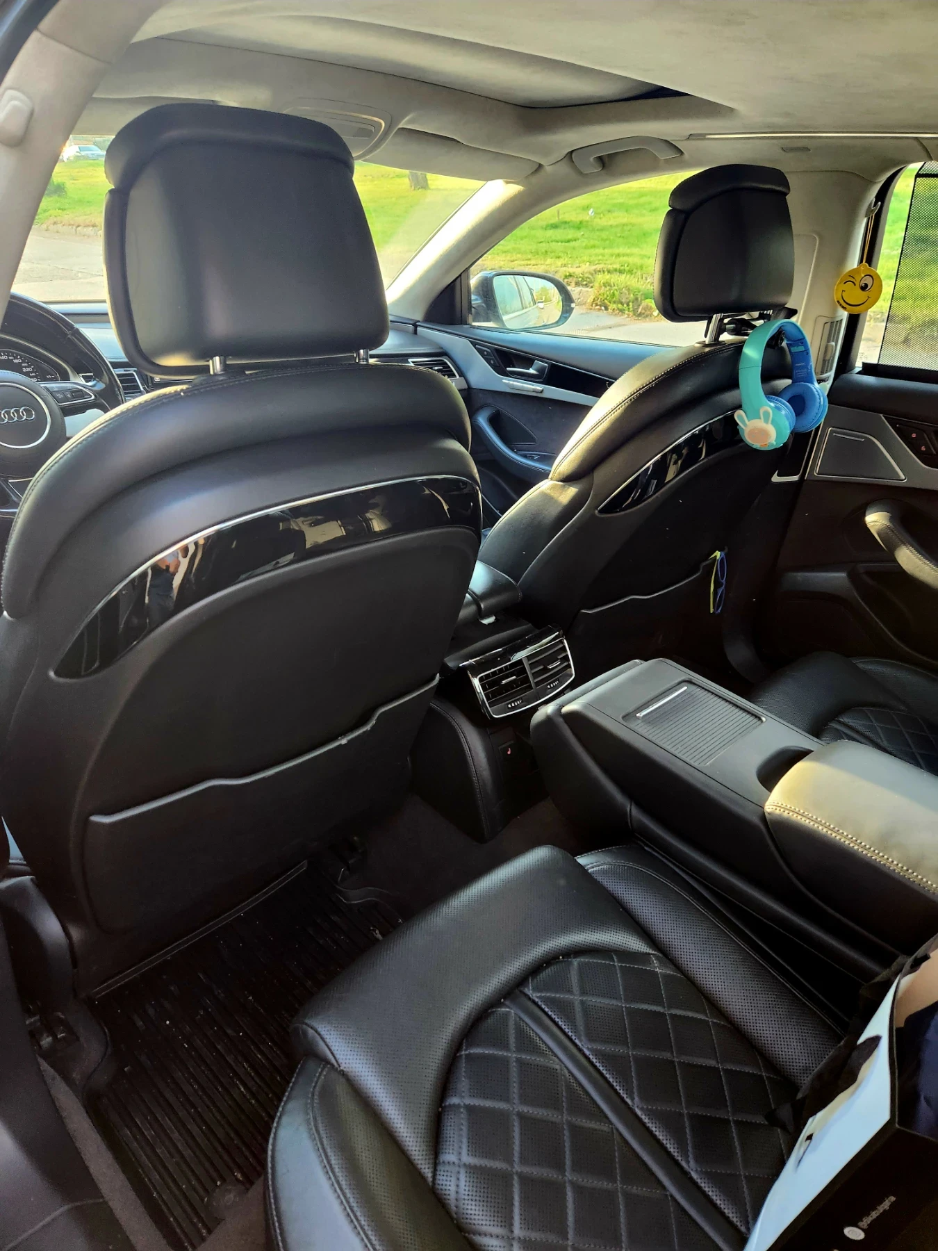 Audi A8 Audi A8 4.2 TDI // FULL LED / DISTRONIC / - изображение 6