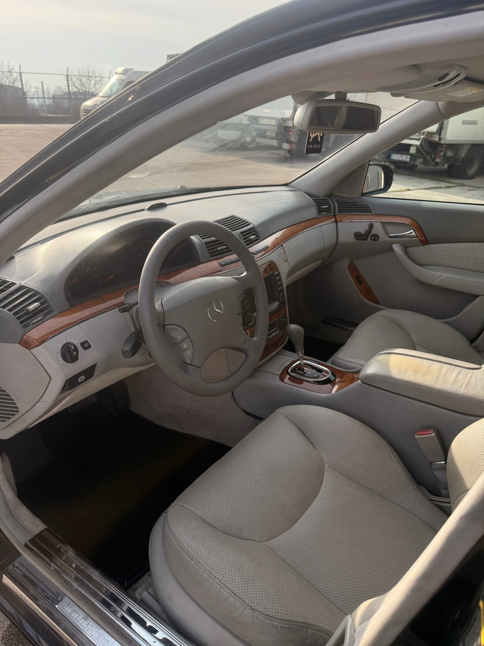 Mercedes-Benz S 350  - изображение 9