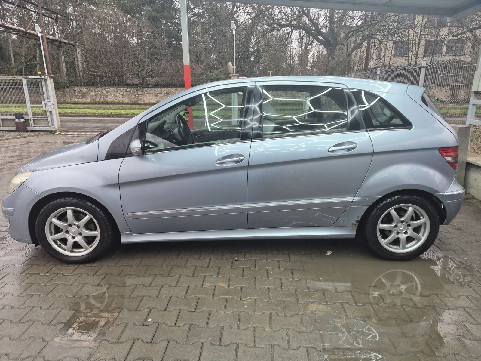 Mercedes-Benz B 200, снимка 2 - Автомобили и джипове - 54345441
