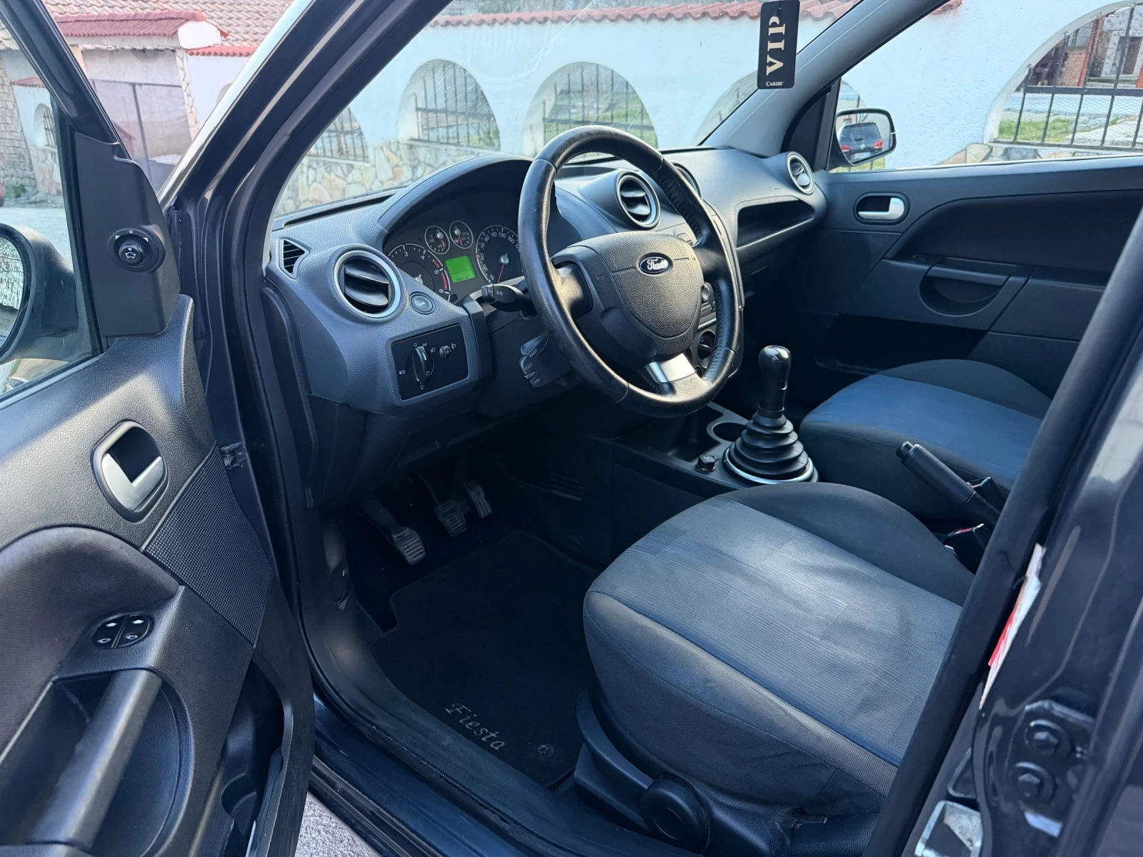 Ford Fiesta 1.4 DTCI, снимка 7 - Автомобили и джипове - 53713037