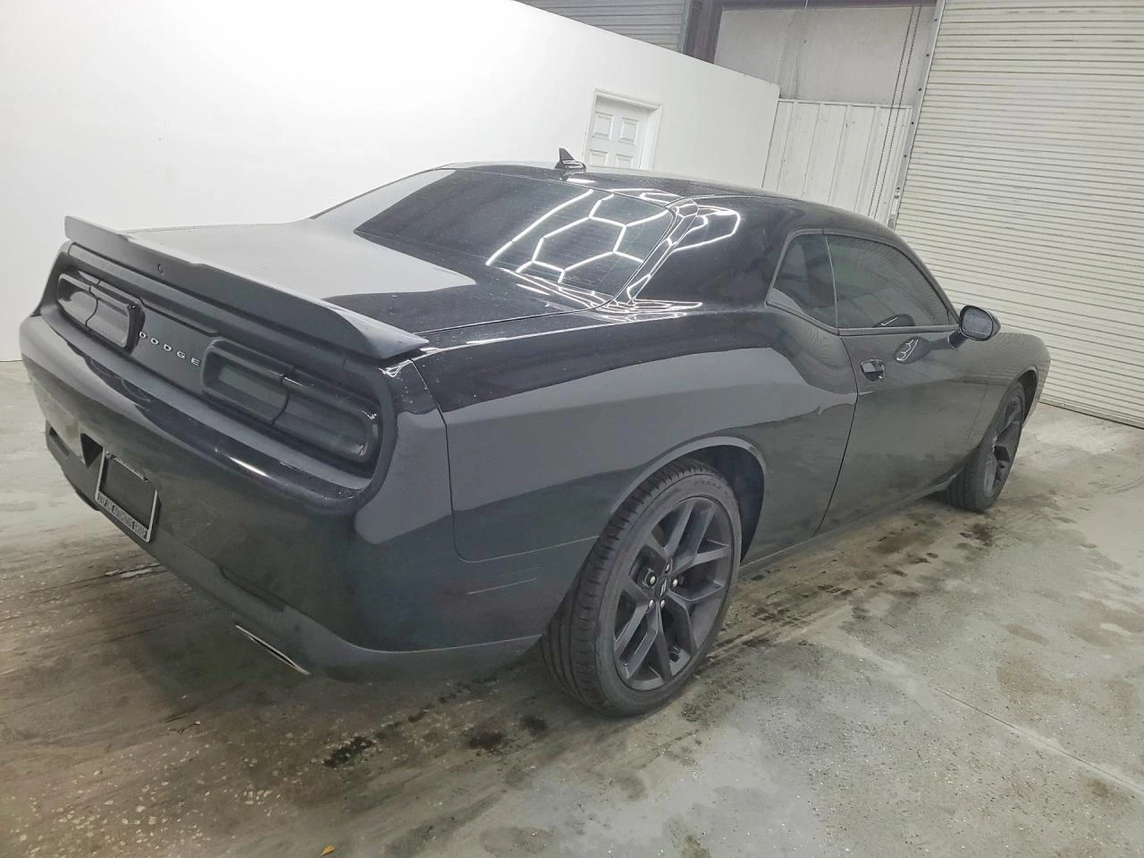 Dodge Challenger SXT, снимка 5 - Автомобили и джипове - 54024604