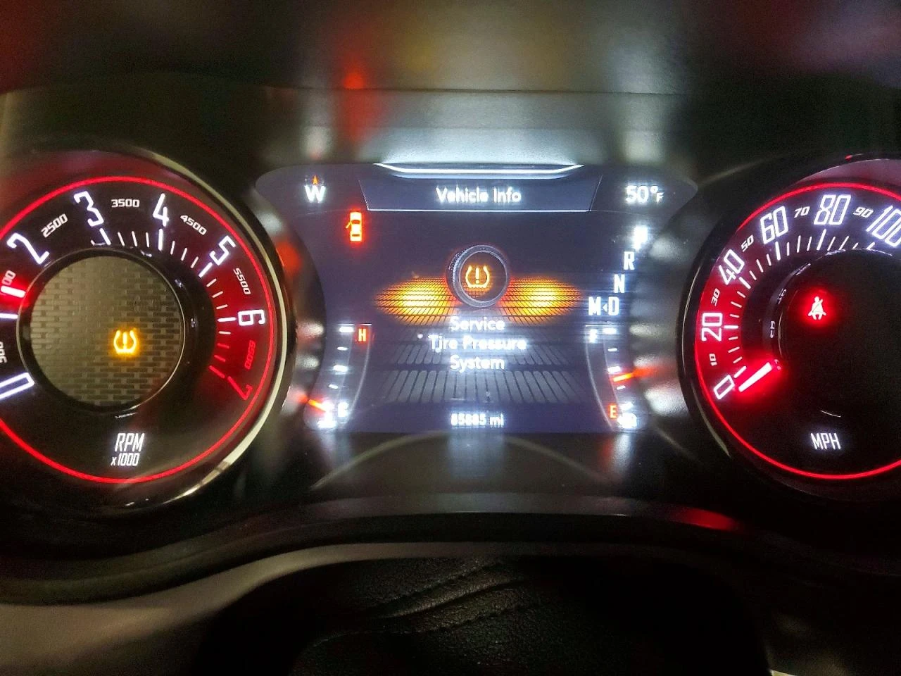 Dodge Challenger SXT, снимка 10 - Автомобили и джипове - 54024604