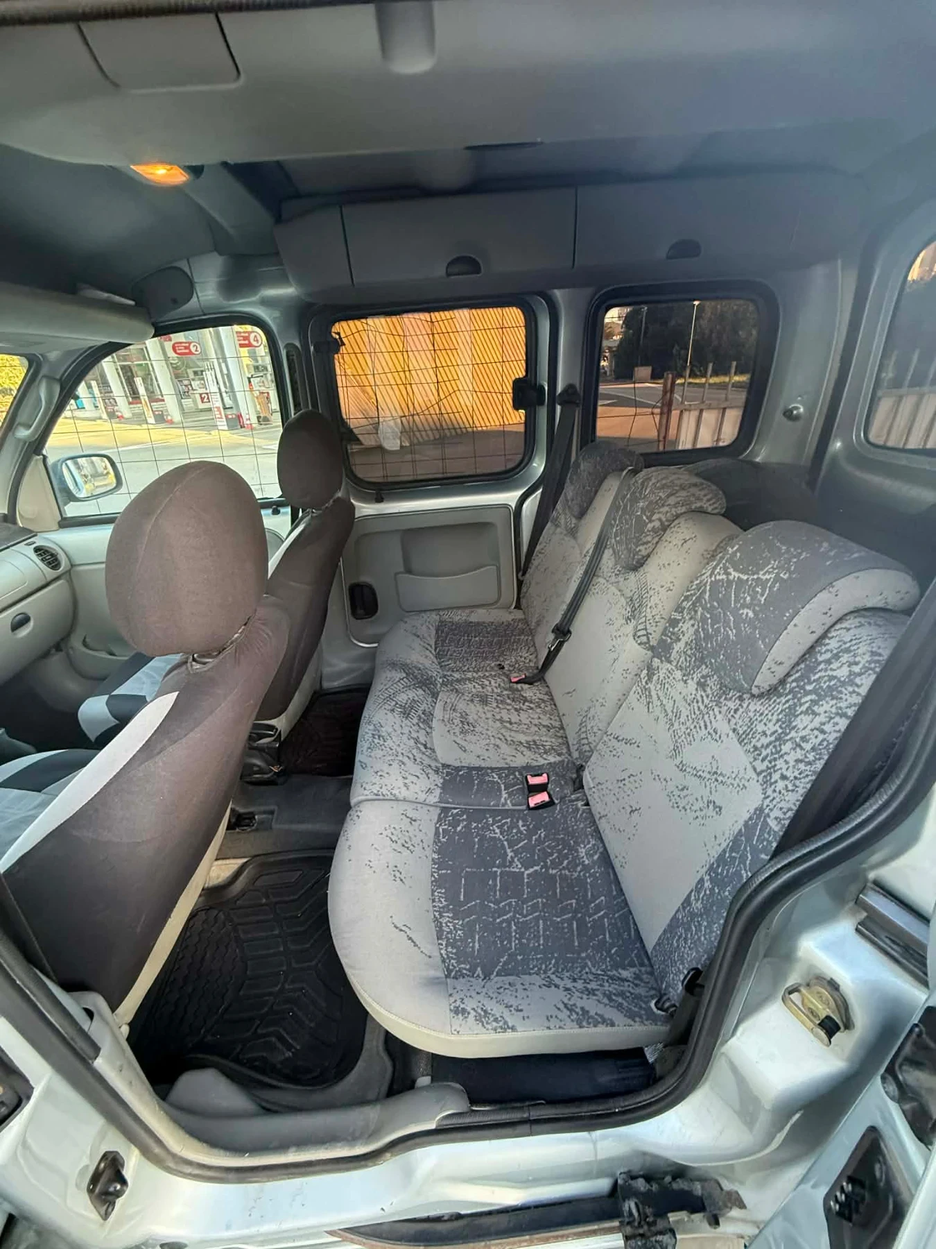 Renault Kangoo Газ- Климатик- 4х4, снимка 8 - Автомобили и джипове - 54343951
