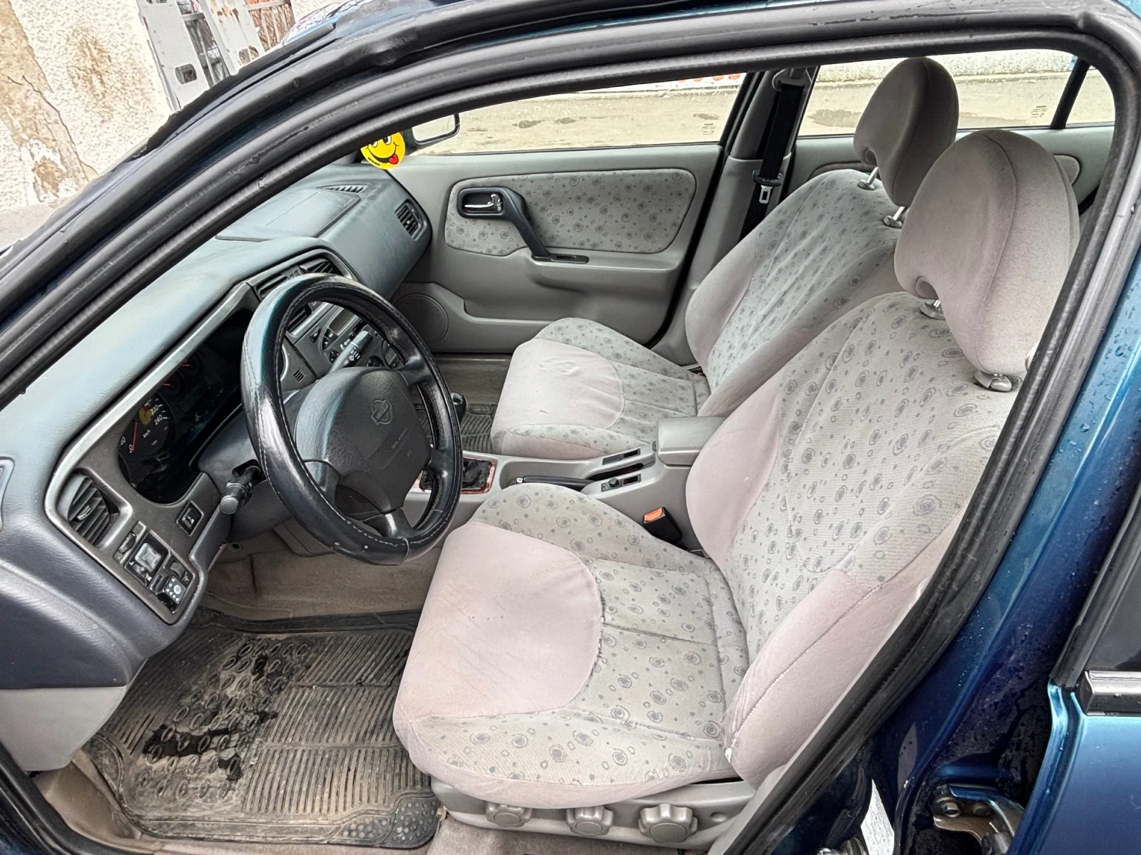 Nissan Primera, снимка 10 - Автомобили и джипове - 54366447
