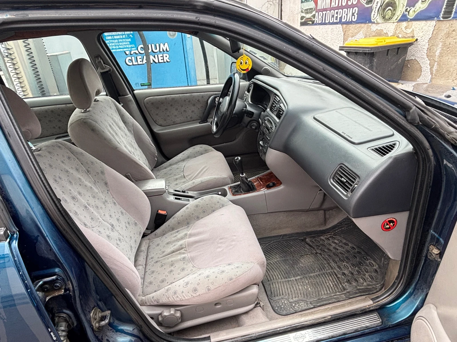 Nissan Primera, снимка 8 - Автомобили и джипове - 54366447