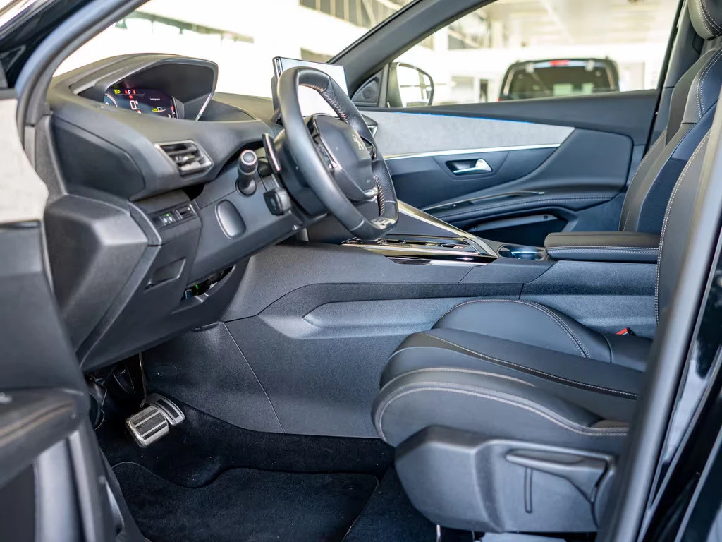 Peugeot 3008 1.2MHEV/145HP/GT-LINE/e-DSC6/CAM/NAVI/LED/296q | Mobile.bg � ����������� 3