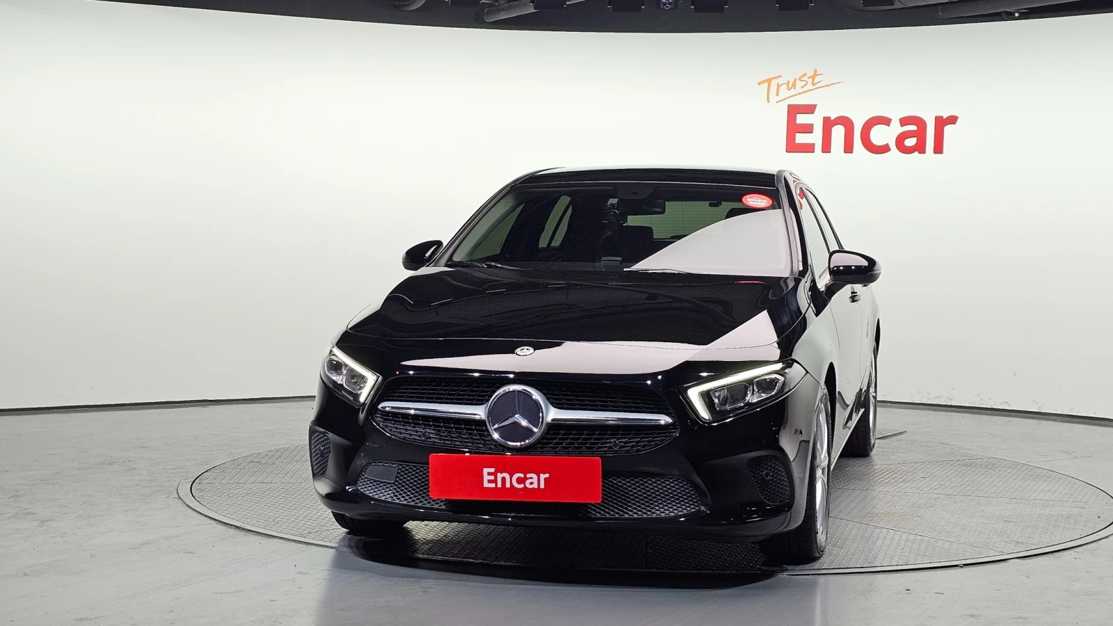 Mercedes-Benz A 220 Hatchback, снимка 3 - Автомобили и джипове - 54894319