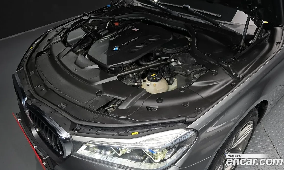 BMW 730 M-Packet Long TV FULL, снимка 16 - Автомобили и джипове - 55315168