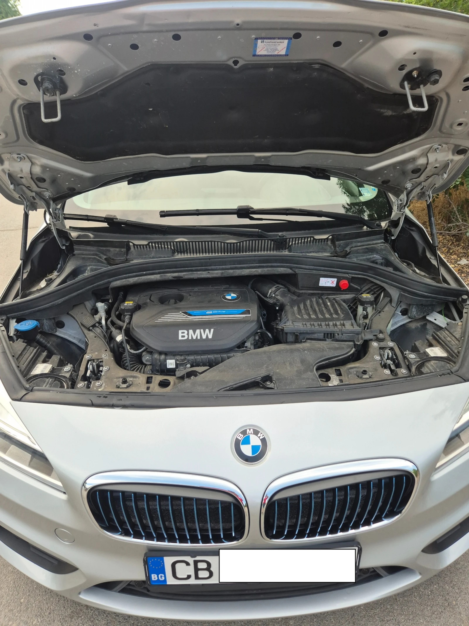 BMW 2 Active Tourer Plug in Hybrid 225XE, снимка 5 - Автомобили и джипове - 55656339
