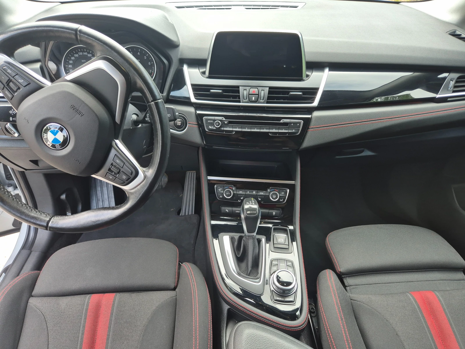 BMW 2 Active Tourer Plug in Hybrid 225XE, снимка 10 - Автомобили и джипове - 55656339