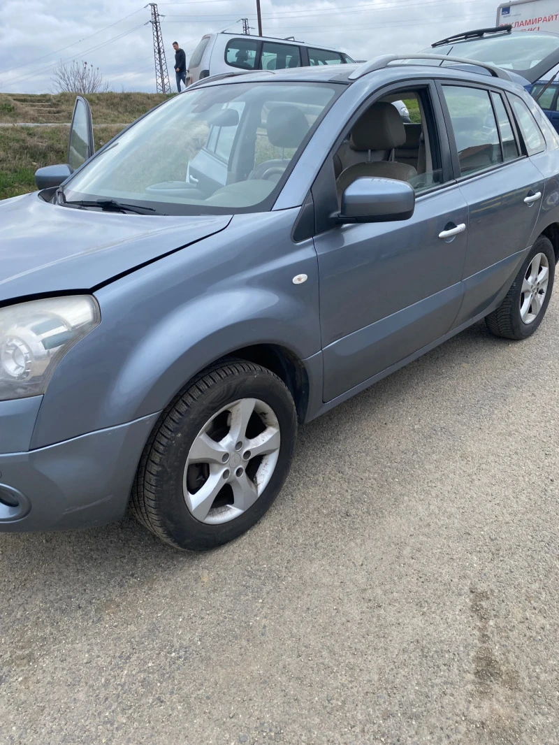 Renault Koleos 2.5 16v, снимка 4 - Автомобили и джипове - 47570101