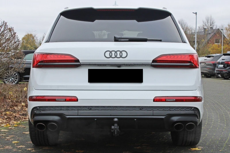 Audi SQ7 4.0 TFSI Quattro = Black Optic= 7 Seats Гаранция, снимка 2 - Автомобили и джипове - 48843758