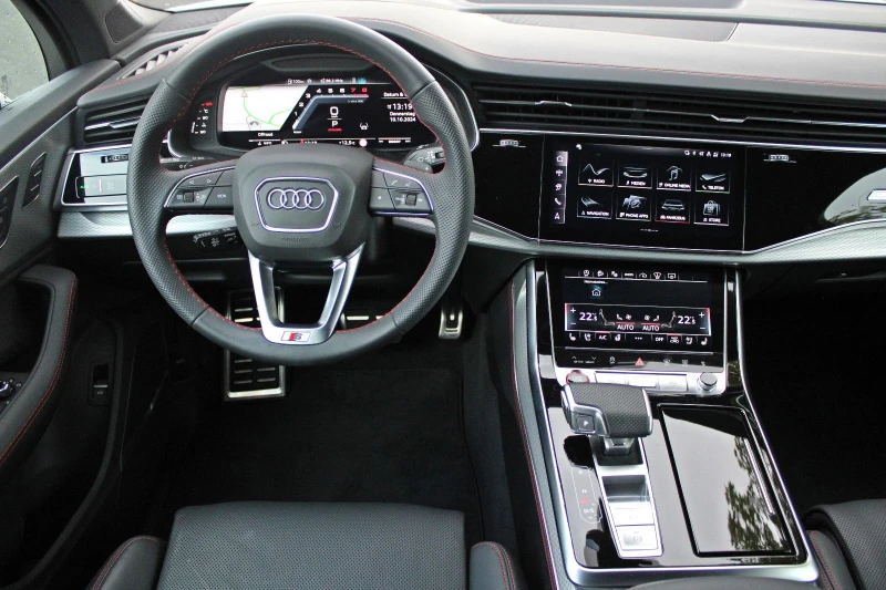 Audi SQ7 4.0 TFSI Quattro = Black Optic= 7 Seats Гаранция, снимка 9 - Автомобили и джипове - 48843758