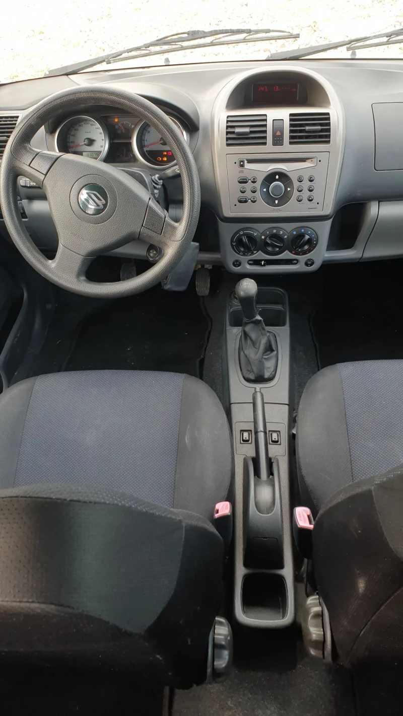 Suzuki Ignis 1.3 VVT, снимка 8 - Автомобили и джипове - 48890035