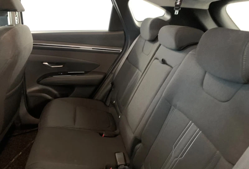 Hyundai Tucson 1.6PHEV/265HP/AWD/NAVI/LED/CAM/CPLAY/ACC/569g, снимка 12 - Автомобили и джипове - 52343381