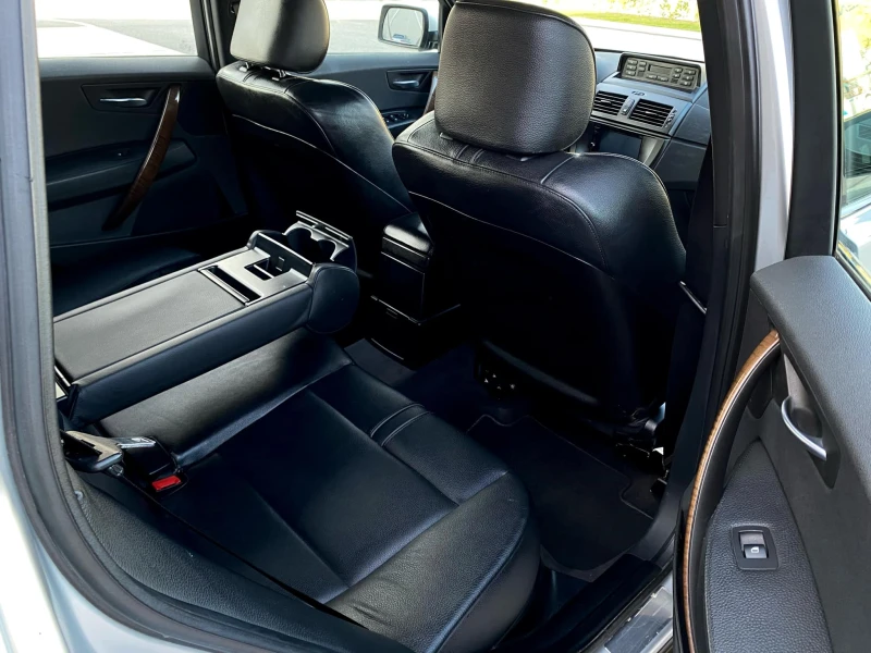 BMW X3 3.0D  АВТОМАТ/ПАНОРАМА/СПОРТ ПАКЕТ, снимка 11 - Автомобили и джипове - 52913400