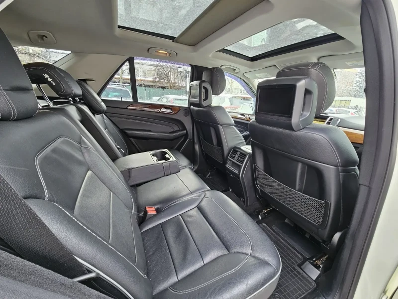 Mercedes-Benz ML 350 3xTV CAMERA PANO, снимка 13 - Автомобили и джипове - 53035708