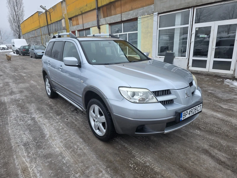 Mitsubishi Outlander 2.4I ПАНОРАМА ОБСЛУЖЕН, снимка 3 - Автомобили и джипове - 53357836