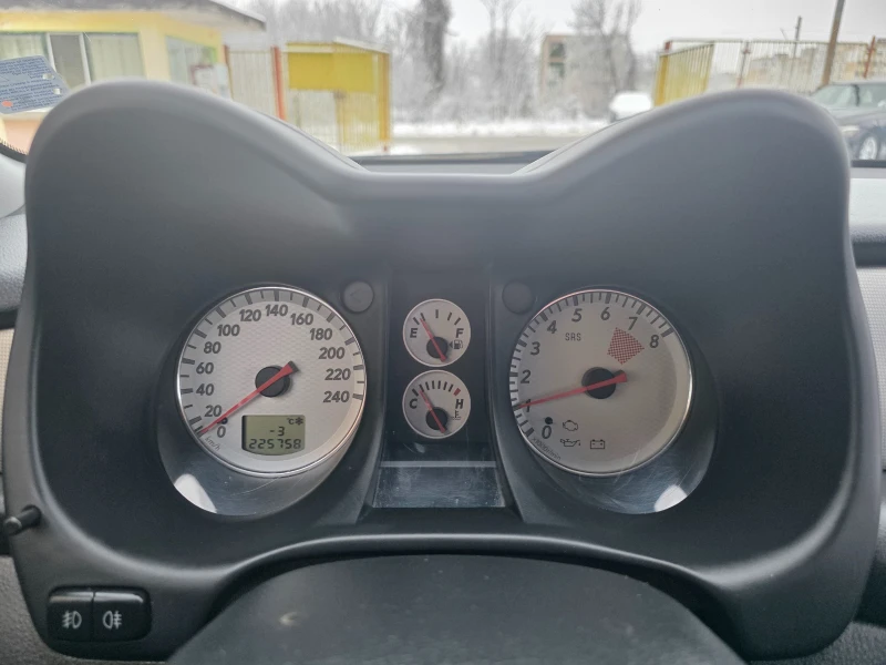 Mitsubishi Outlander 2.4I ПАНОРАМА ОБСЛУЖЕН, снимка 15 - Автомобили и джипове - 53357836