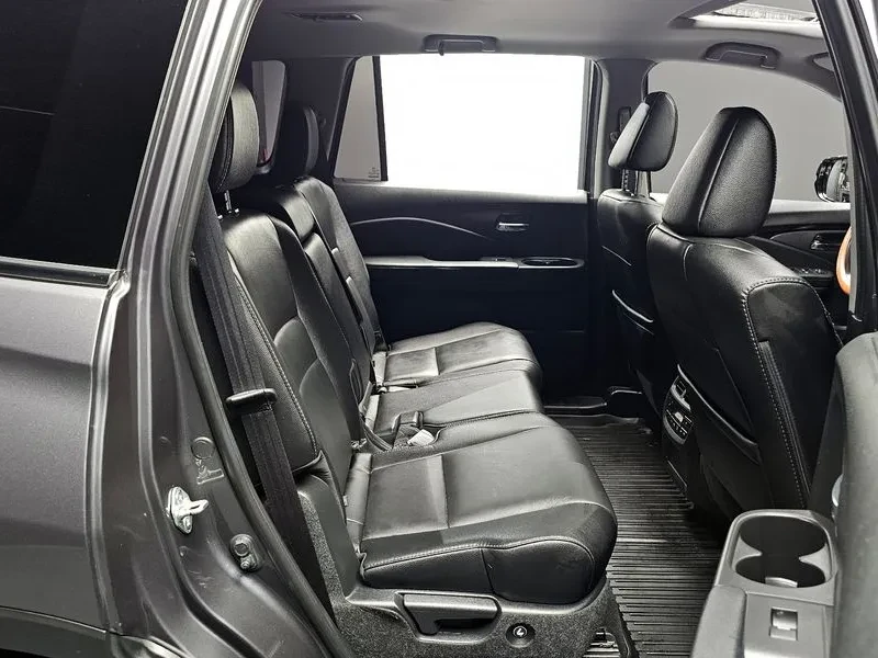 Honda Pilot 3.5 AWD 7места, снимка 11 - Автомобили и джипове - 55796267