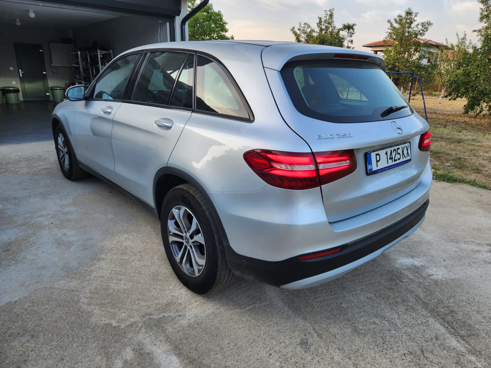 Mercedes-Benz GLC 250 4х4, F1 скорости, full екстри, Европейска, Германи - изображение 5