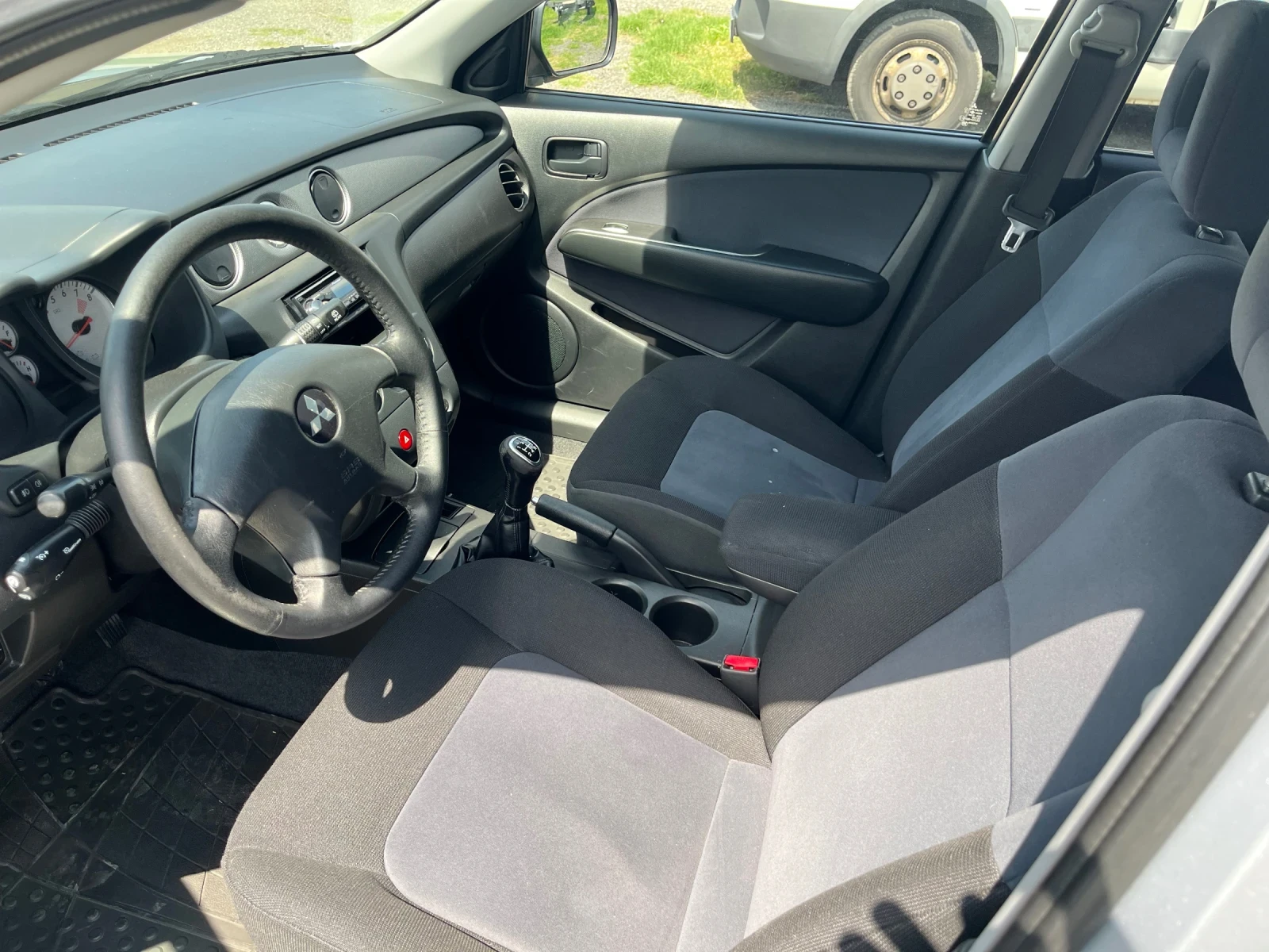 Mitsubishi Outlander 2000  136коня   - изображение 9