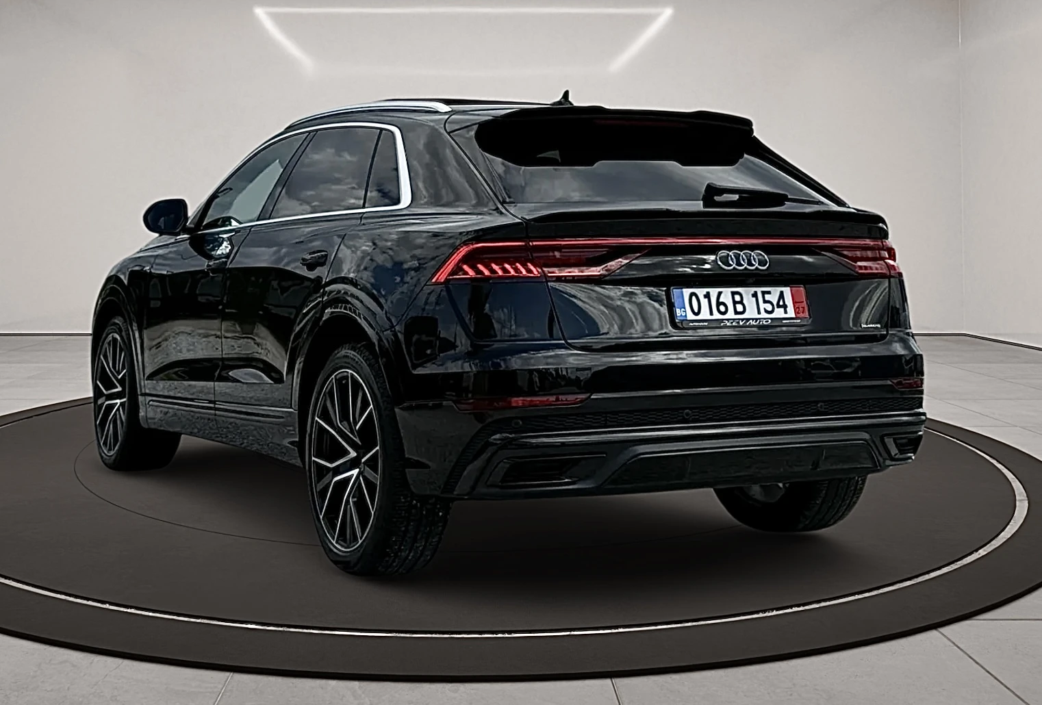 Audi Q8  - изображение 6