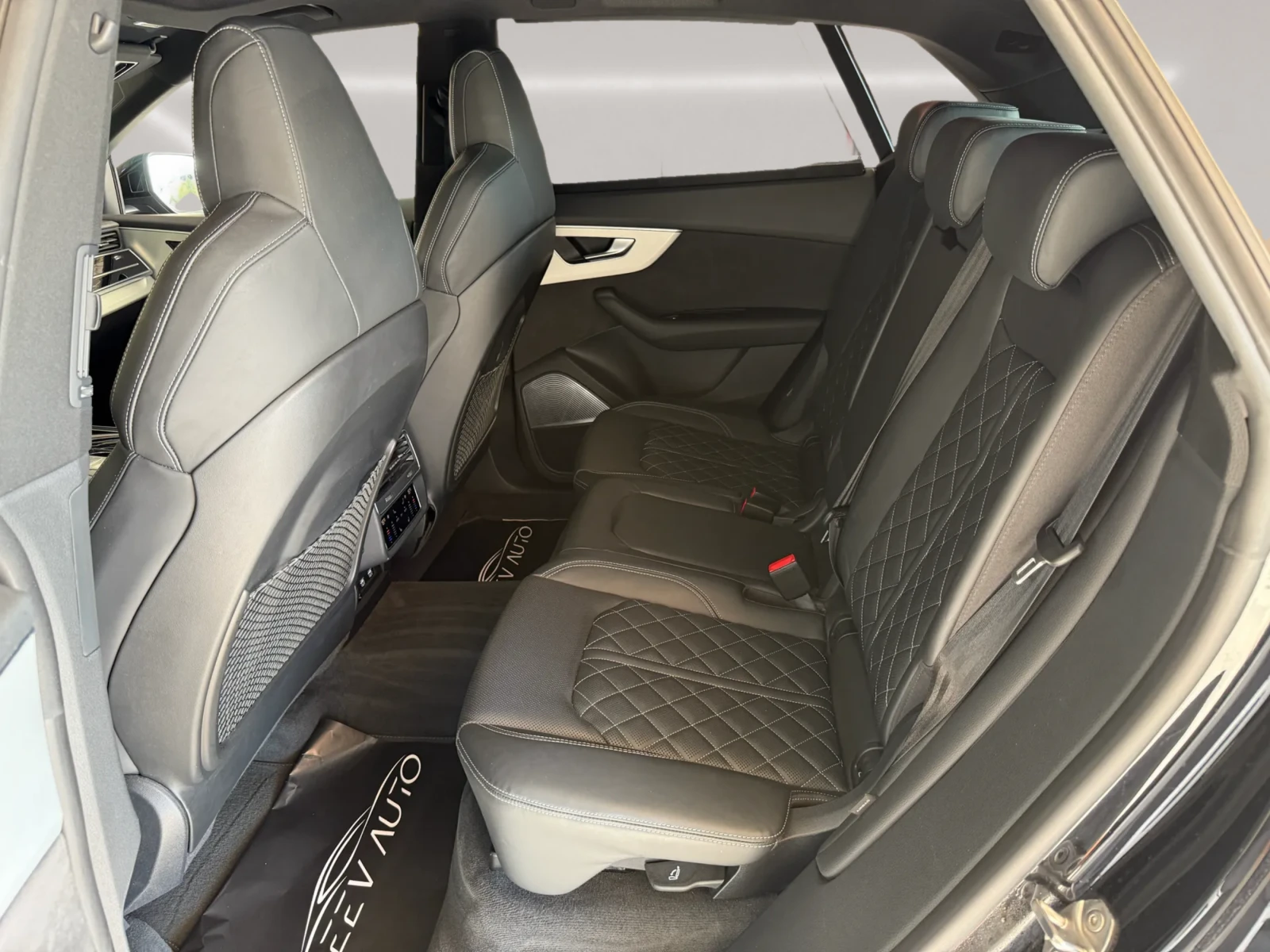 Audi Q8 | Mobile.bg   12