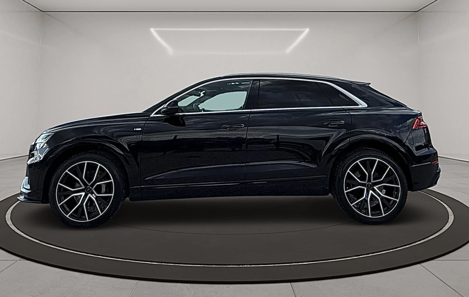 Audi Q8  - изображение 7