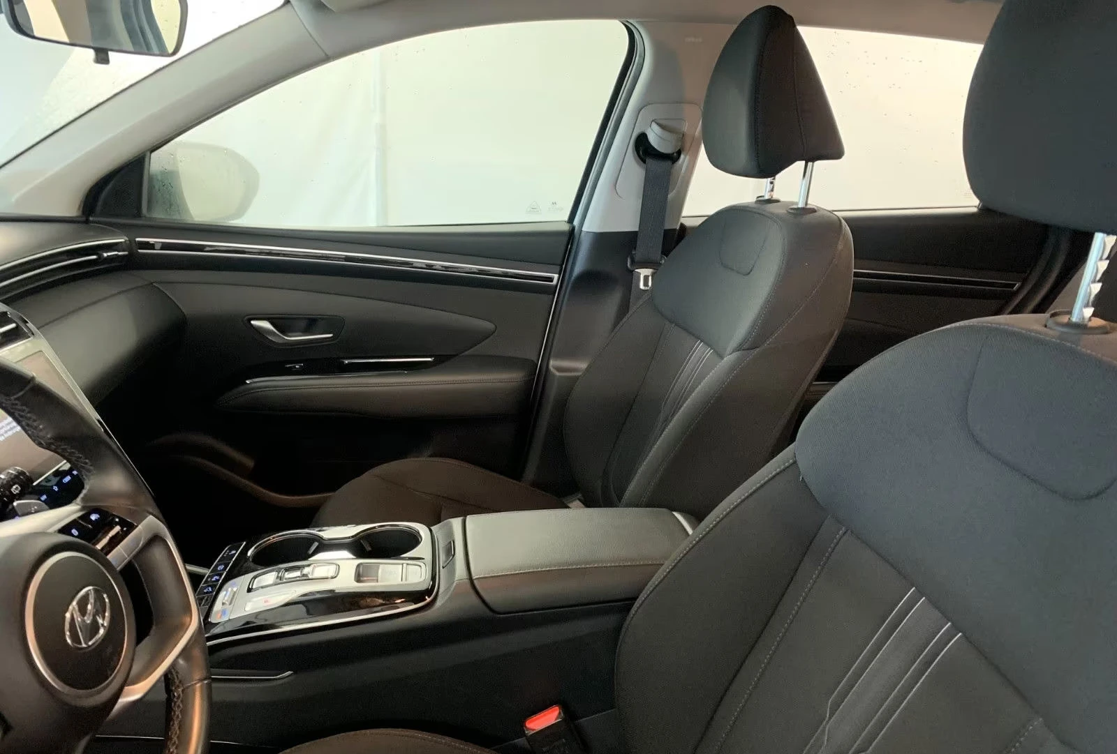 Hyundai Tucson 1.6PHEV/265HP/AWD/NAVI/LED/CAM/CPLAY/ACC/569g - изображение 5