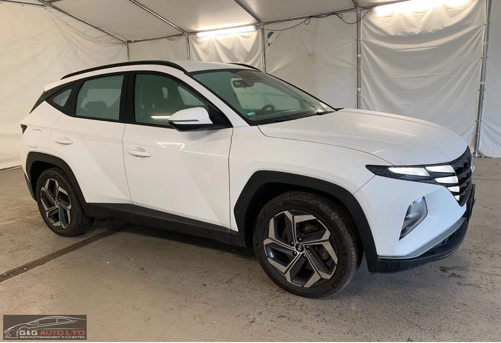 Hyundai Tucson 1.6PHEV/265HP/AWD/NAVI/LED/CAM/CPLAY/ACC/569g - изображение 3