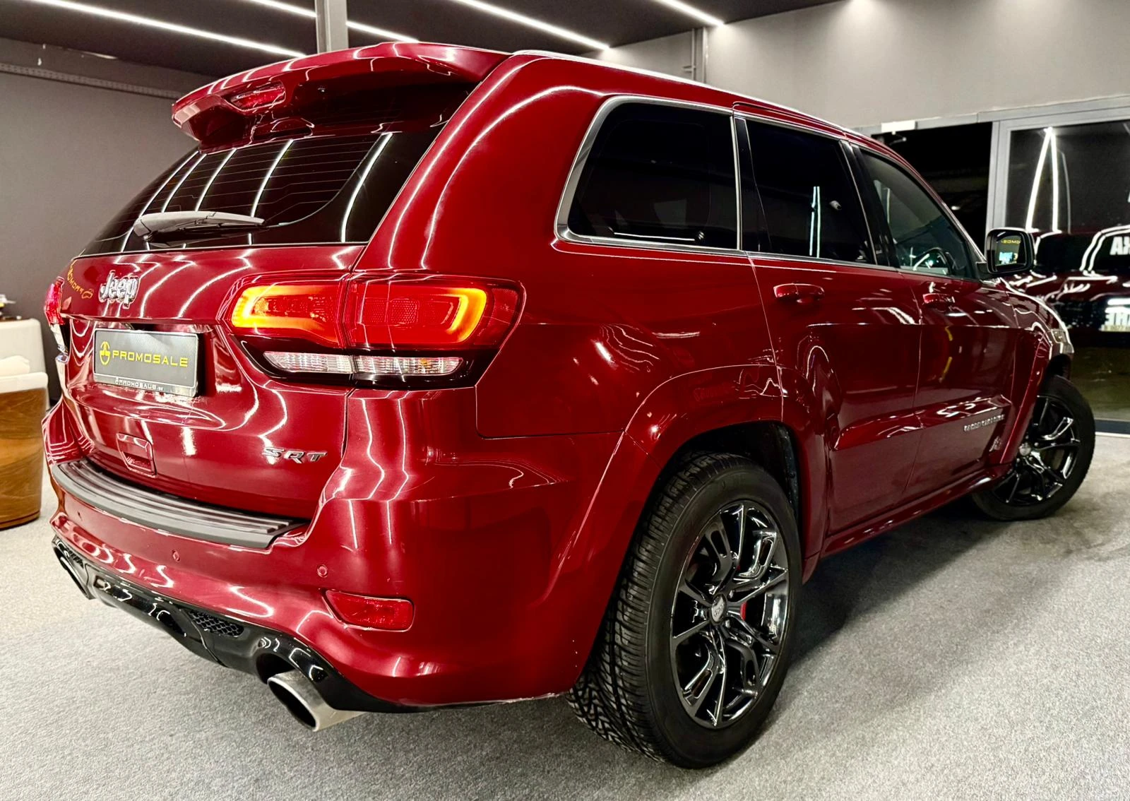Jeep Grand cherokee SRT* V8 HEMI* Quadra-Trac* Панорама* Лизинг - изображение 6